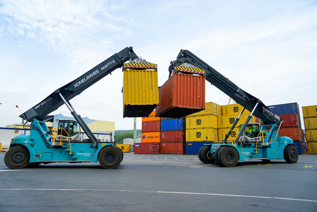 Konecranes Flow Drive réduit les émissions dans un terminal portuaire intérieur allemand